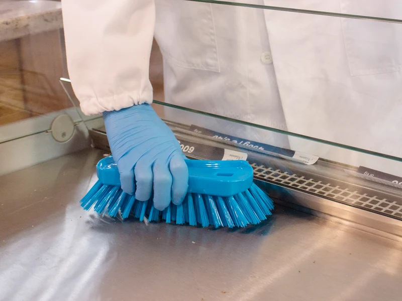 Grande brosse ergonomique