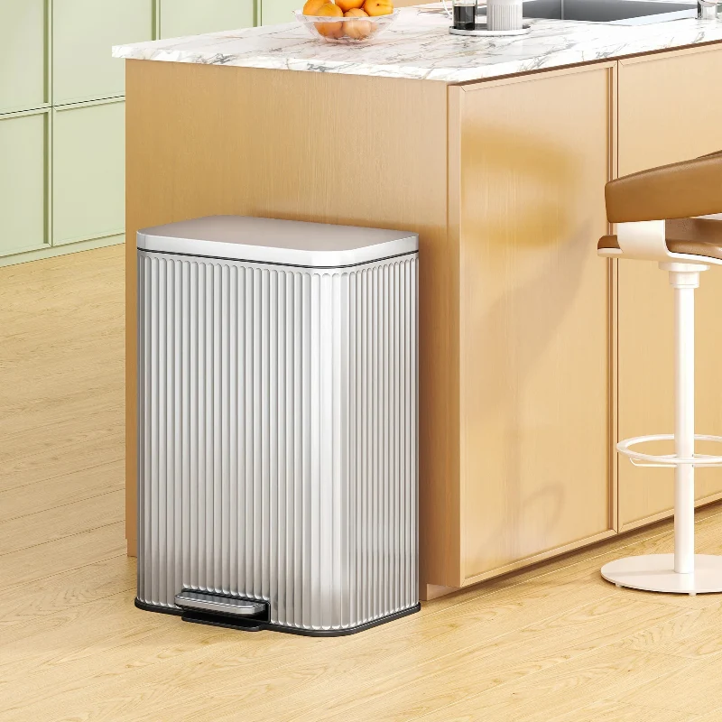 Poubelle 50L design moderne argentée