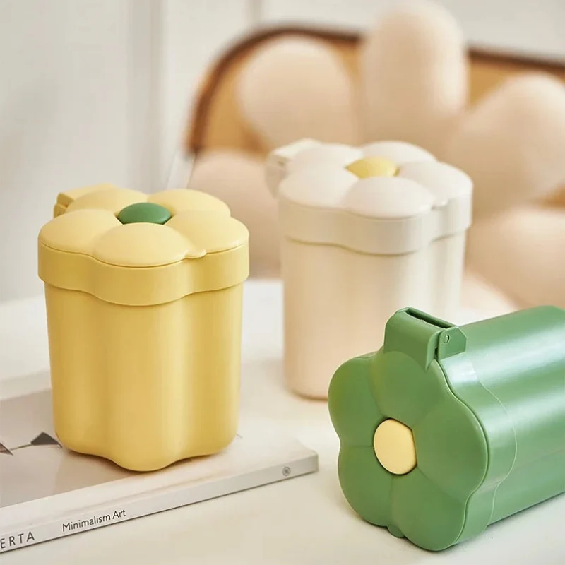 Poubelle en plastique design fleurie