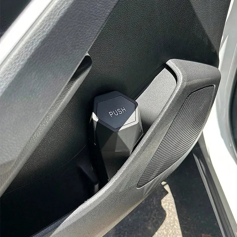Mini poubelle de voiture push