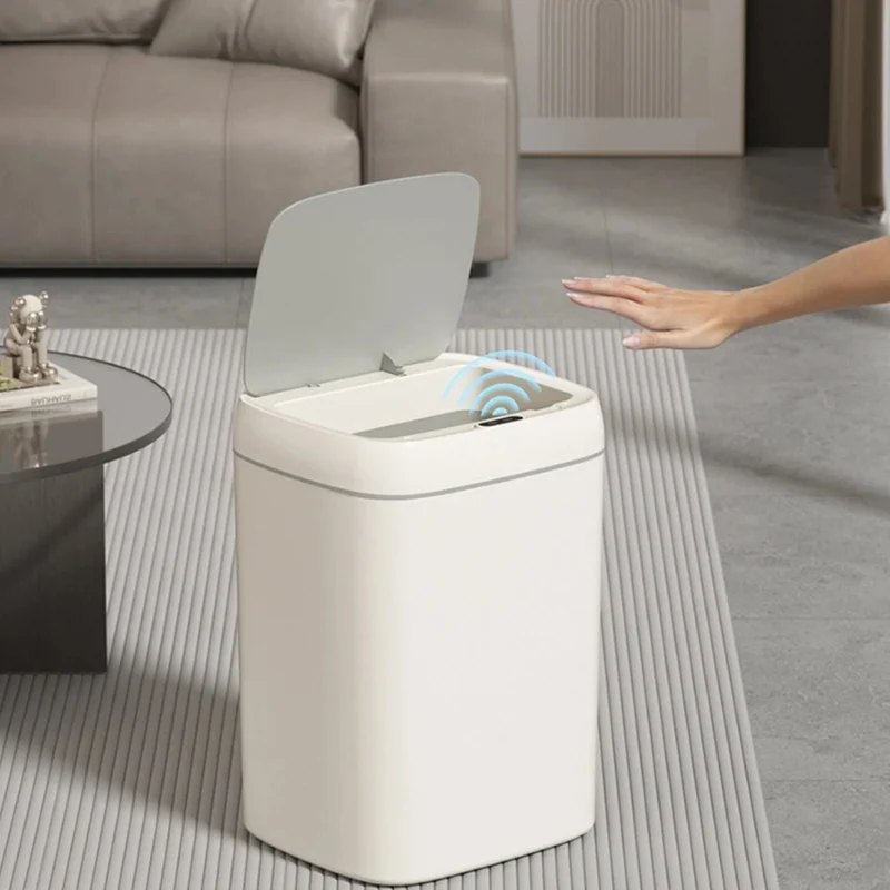 Poubelle automatique crème