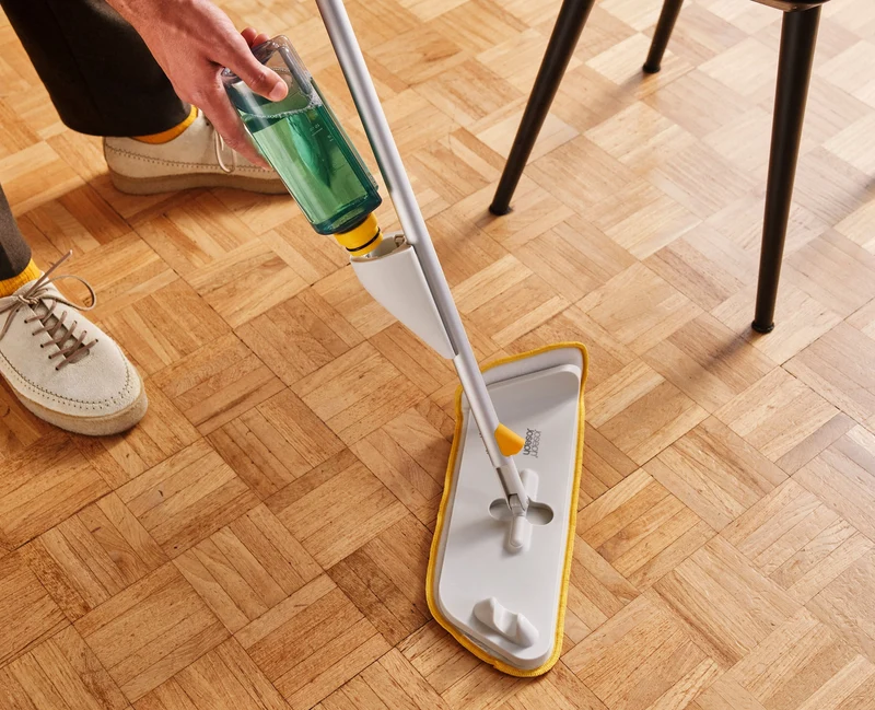 Serpillière à Spray 2-en-1 avec Tampon de Rechange CleanTech
