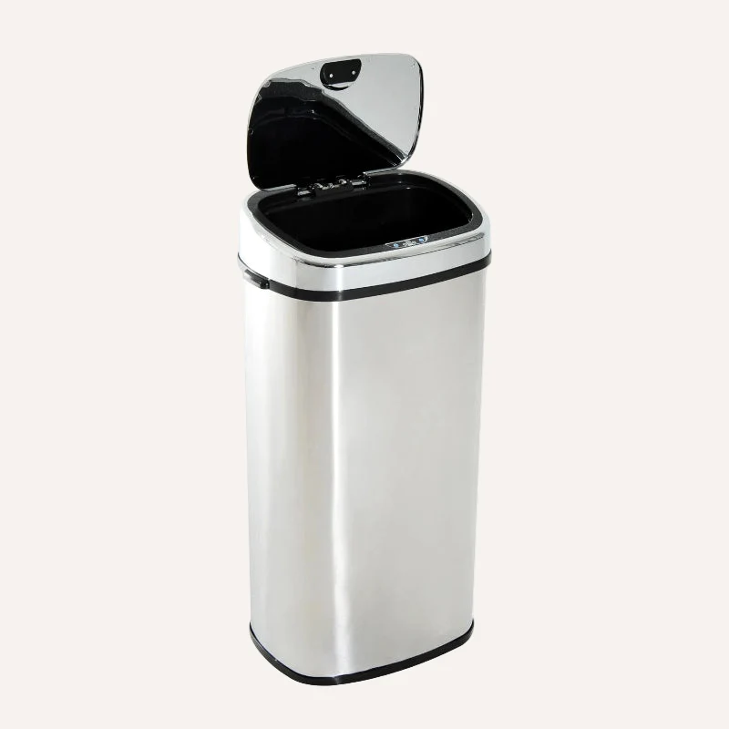 Poubelle automatique blanche 68L