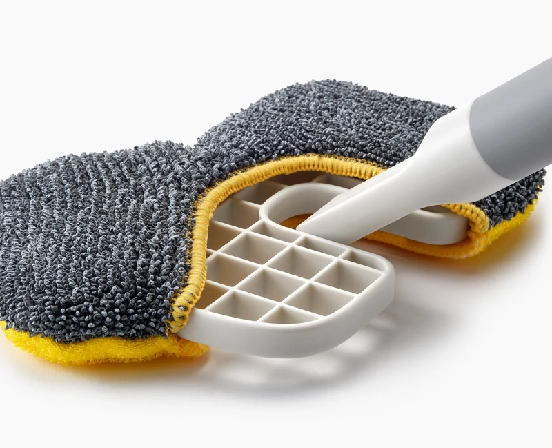 Outil de Nettoyage Multifonction 2-en-1 avec Manche Télescopique CleanTech™