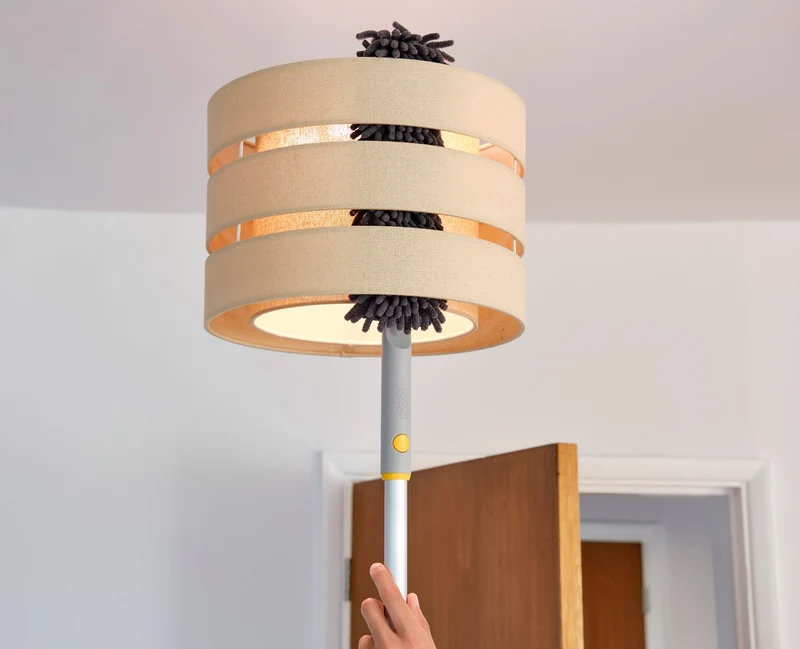 Dépoussiéreur 3-en-1 avec Housse de Rangement et Manche Télescopique CleanTech™