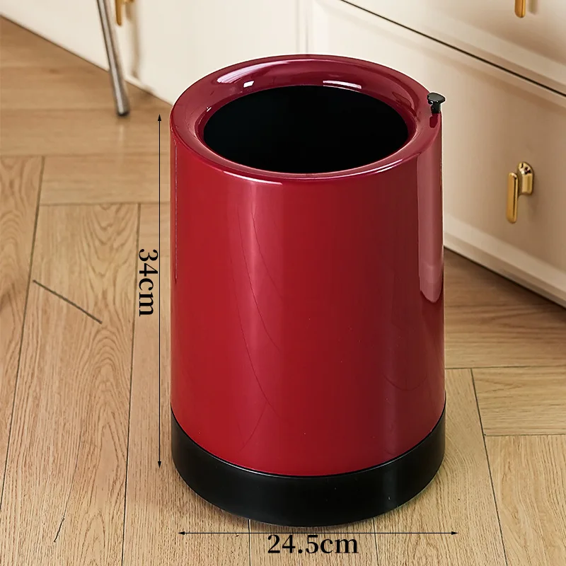 Poubelle en plastique design minimaliste