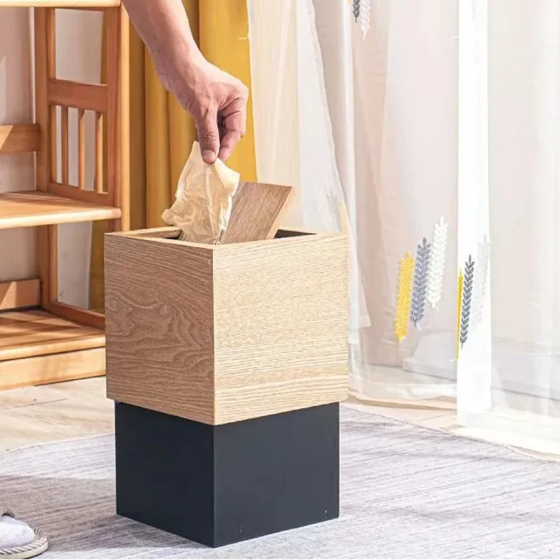 Poubelle style japonais en bois