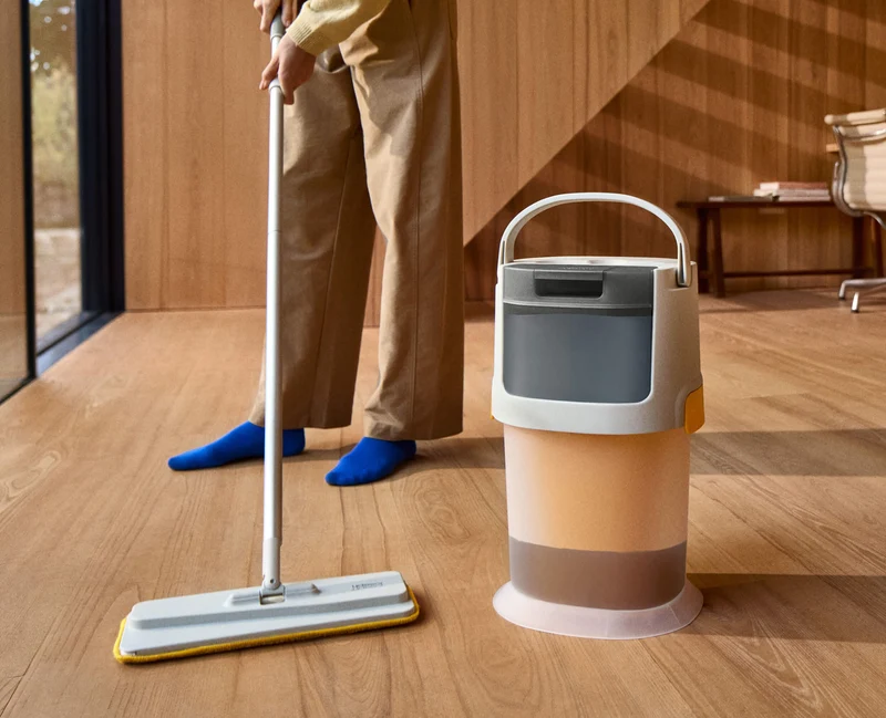 Système de nettoyage des sols avec tête en microfibre et tampons de rechange UltraClean