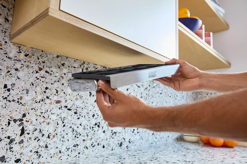 Porte-Rouleau de Cuisine Sous-Étagère RollGrip™