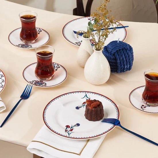 Karaca Nakkaş 6 Kişilik 24 Parça Porselen Yemek Takımı