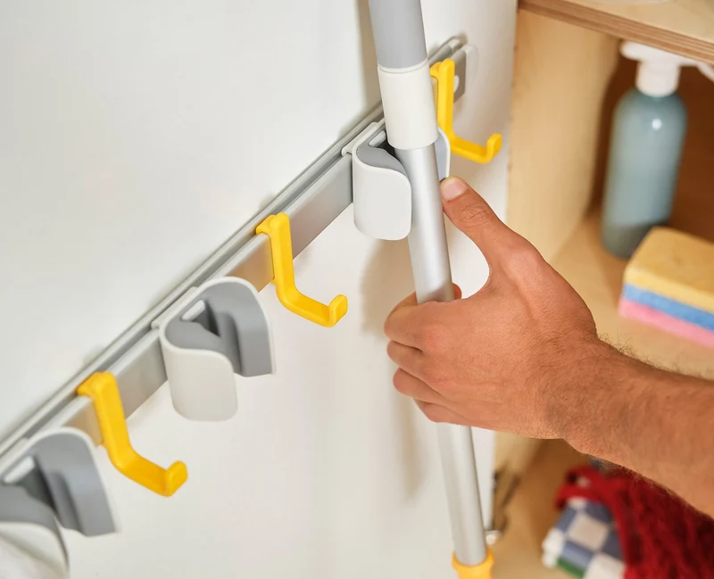 Support Mural pour Outils de Nettoyage CleanTech™