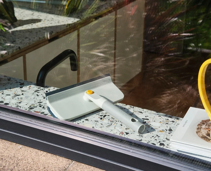 Raclette pour Vitres avec Microfibre 2-en-1 CleanTech™
