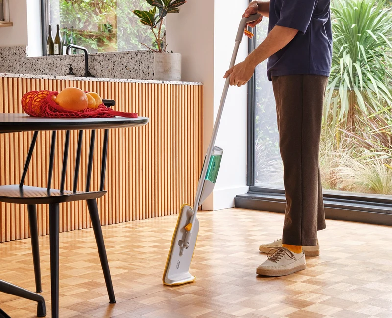 Balai Pulvérisateur avec Serpillère Microfibre CleanTech™