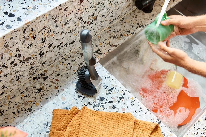 Brosse à Vaisselle & Distributeur de Savon SinkTech™