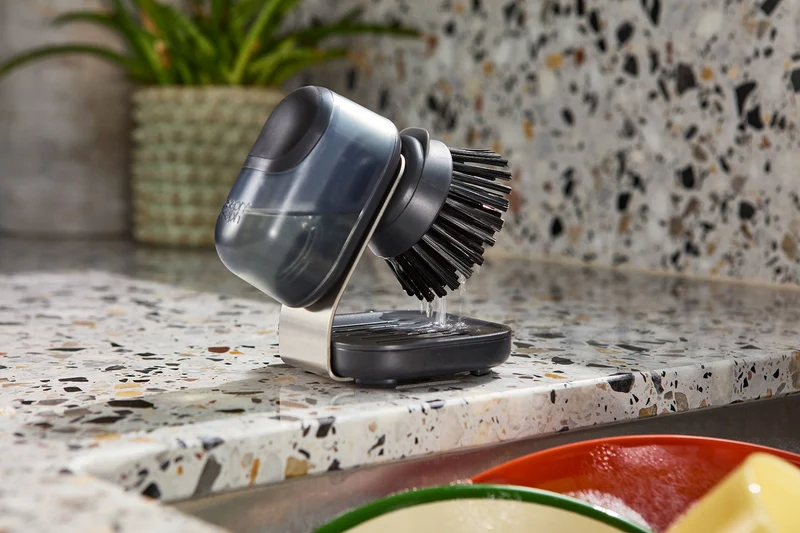 Brosse à Vaisselle à Paume avec Support SinkTech™
