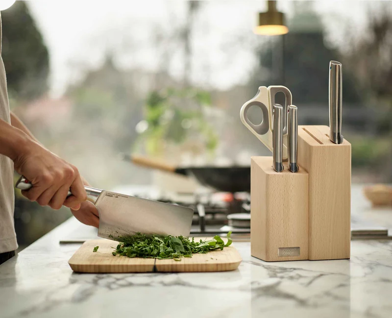 Bloc en Bois avec 5 Couteaux de Cuisine et des Ciseaux Elevate™ Fusion