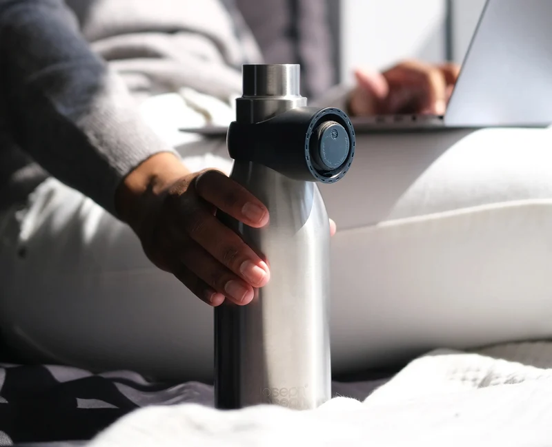 Set de Mug Réutilisable Sipp™ Steel et Gourde Isotherme Loop™ en Inox