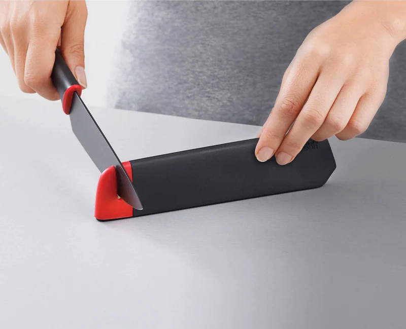 Set de 2 Couteaux de Cuisine avec Aiguiseur Intégré Slice&Sharpen™