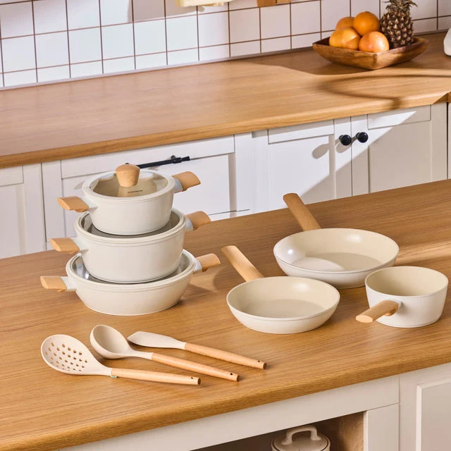 Karaca Swiss Crystal Almond Cream 12 Parça Tencere Seti
