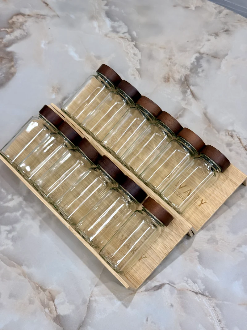 Bavary Baharatlık Standı – 12'li Set adet – Kavanoz met Deksels - with Wooden Stand