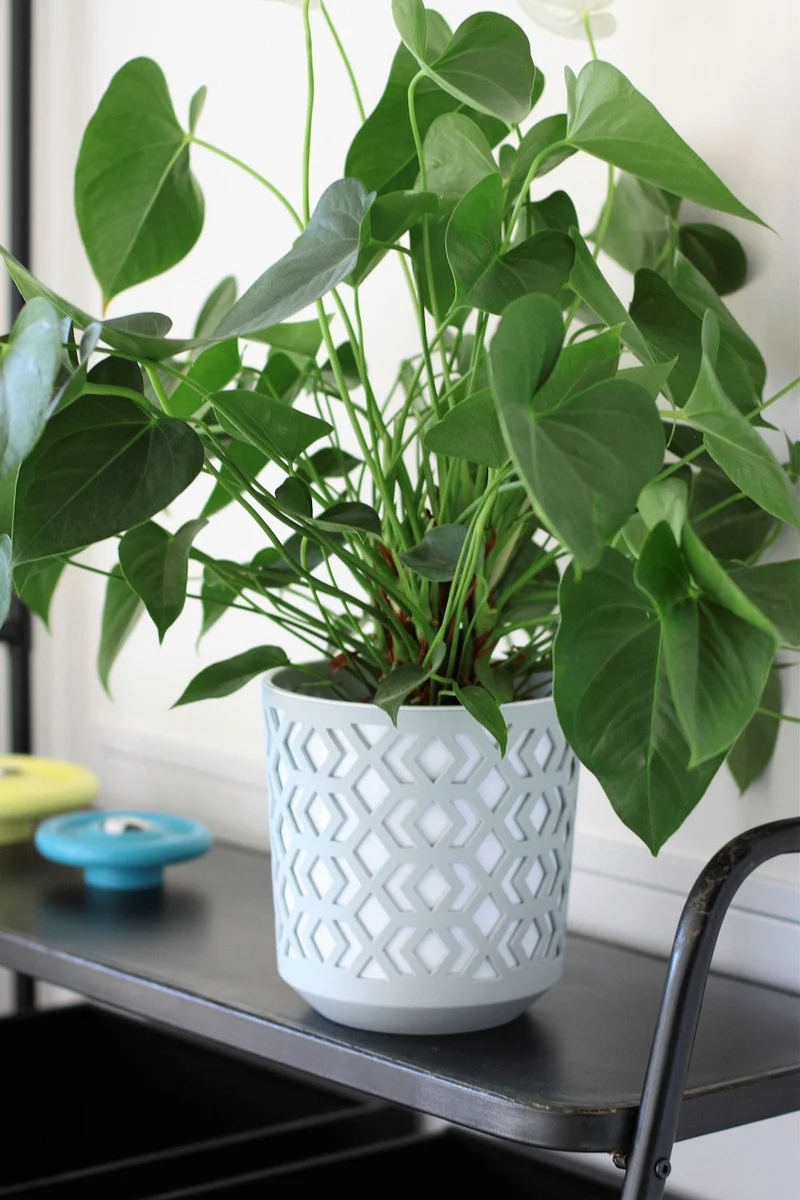 Pot de fleurs avec insertion - Collection Aztek