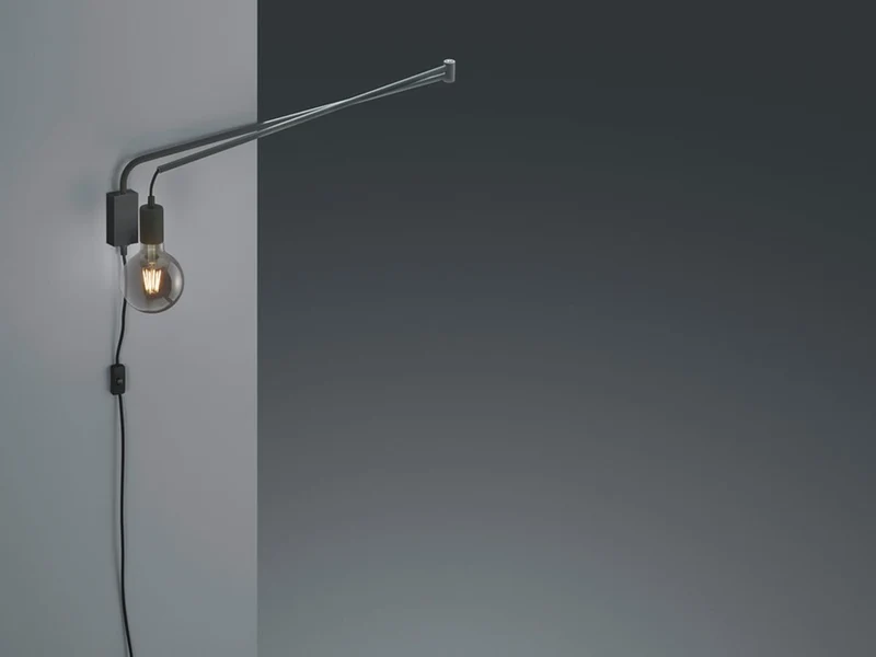 Applique murale orientable avec prise et interrupteur, noir saillie max. 150 cm