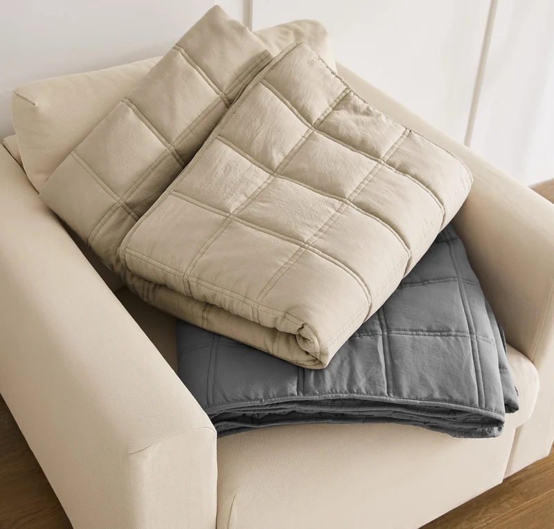 R.SHARE Couvre Lit 2 Personnes 200x220 cm, Dessus de Lit 2 Personnes Gris, Jeté de Lit Boutis Matelassage à Carreaux Douce, Couverture Matelassé de Lit Canapé Printemps Été 4 Saisons Oeko-TEX