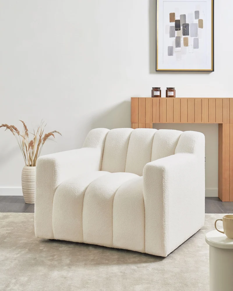 Beliani Fauteuil Moderne en Bouclé Tapissé Dossier Rembourré Épais Blanc Cassé Agerup