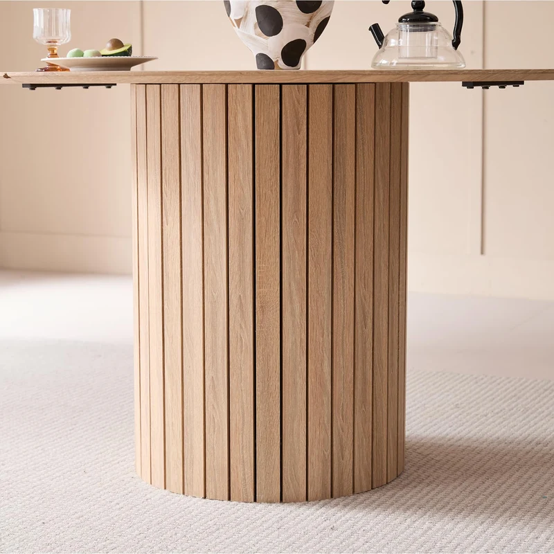 BenyLed Table de Salle à Manger Ronde de 120 cm pour 4-6 Personnes, Table de Cuisine Fermière avec Base Cylindrique, Plateau en MDF et Socle à Lattes en Bois (Grain de Bois Clair)