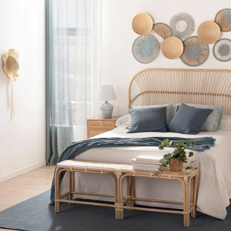 Banc Saro en Rotin Naturel Tressé à la Main, Fonctionnel et Polyvalent, Idéal pour Le Salon, l'Entrée ou la Chambre. Artisanal et Unique.