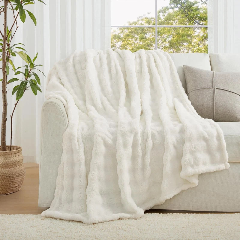 Topfinel Couverture Polaire Lit 1 Personne,Tissu à Bulles Doux, Couverture Cocooning et Chaude, Idéale pour l’Automne,Blanc,Oeko-TEX,1-130x150,Idéal pour Le Canape, La Voiture et Les Voyages