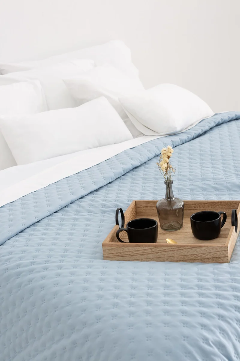 Todocama Underzy - Couvre-lit boutis Fin avec Motif étoiles, pour Printemps, été, Automne et Hiver. 100% Microfibre Extra Douce - Housse de lit Multifonction pour lit de 140/150/160-250 x 260 cm