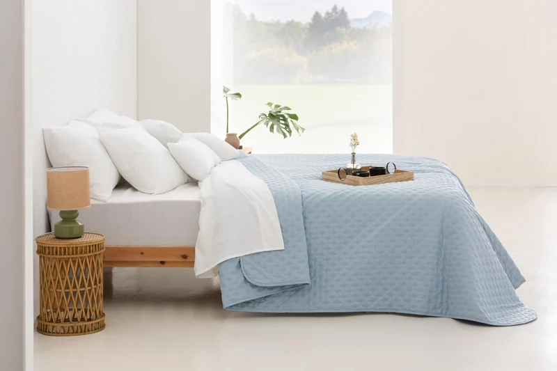 Todocama Underzy - Couvre-lit boutis Fin avec Motif étoiles, pour Printemps, été, Automne et Hiver. 100% Microfibre Extra Douce - Housse de lit Multifonction pour lit de 140/150/160-250 x 260 cm