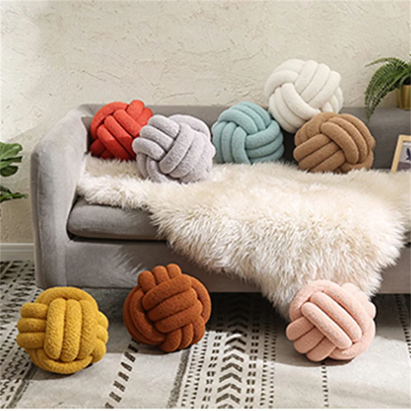 YT-KOKE Sherpa Fleece Round Knot Ball Pillow, Coussin Ddécoratif Knot pour Canapé-lit Chaise Sol, Oreiller Décoratif Jeté, Coussin Rond pour Les Copines Jouant à la Photographie (Yellow,22cm)