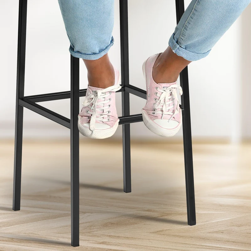 CLP Lot de 2 Tabourets De Bar Montréal avec Revêtement en Tissu I Chaise Haute avec Piétement en Métal Repose-Pied I Hauteur D'Assise 80 cm, Couleur:Gris foncé, Couleur du Cadre:Noir
