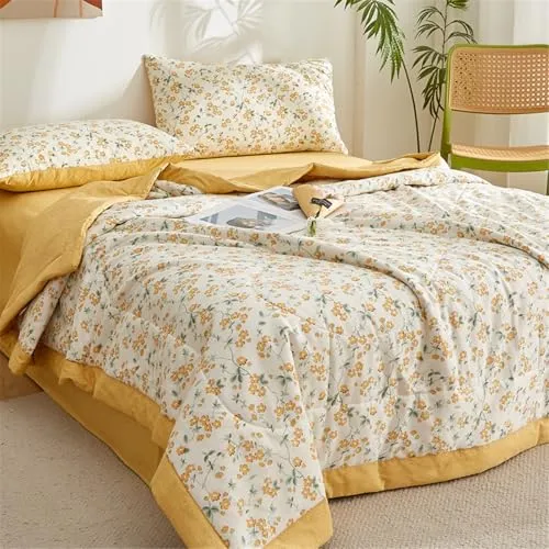 Odot Couvre Lit Matelassé 2 Personnes Été Réversible Dessus de Lits et Couvre-Lits Boutis Doux et Confortable Coton Jeté de Lit Matelassage Jeté de Canapé (Jaune,150x200cm)