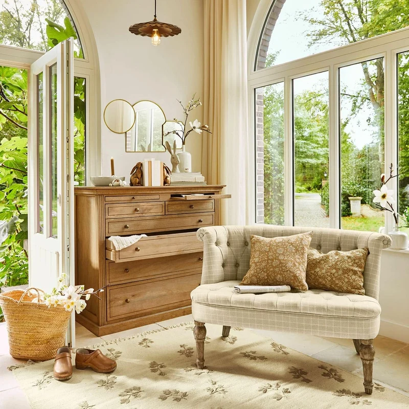 Loberon Weralin - Canapé Chesterfield classique à carreaux - Rembourrage fixe - Lin, coton, chêne - Beige