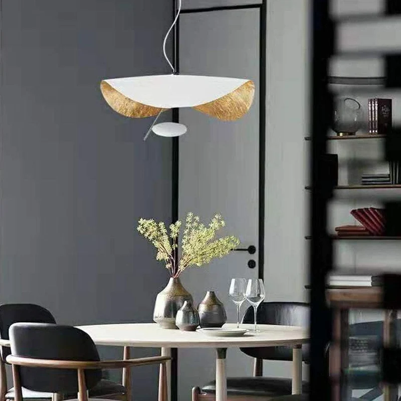 COCOL Lustre LED Lampe Suspendue Feuille D'or Suspendus Lumières Chapeau En Or Noir Lustre Lampe Ligne Suspendue Hauteur Réglable Intégré Restaurant Salon Hôtel Café Bar 11 W (White)
