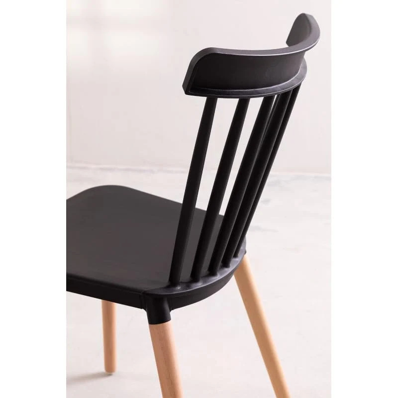 Kosmi Chaise Style scandinave à barreaux modèle Pop - Coque en résine Noire et Pieds en Bois Naturel