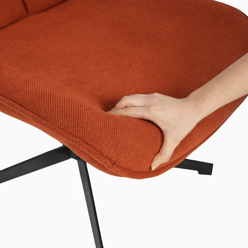 39F FURNITURE DREAM Fauteuil Moderne pivotant avec Assise en Tissu avec Fonction inclinable et Base en métal, Rouge - Orange, 63,5 x 85 x 93 cm
