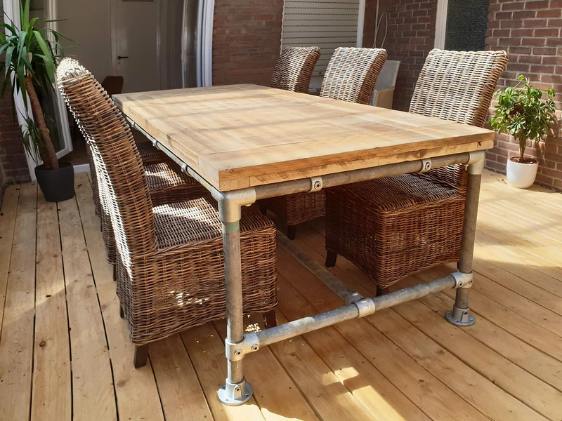 Cosywood moderne Table de style industriel solide Table de salle à manger Bois d'échafaudage Stigerwood vintage Table de jardin Table de conférence 4 Pers. Table 140 (L) x 95 (W) x 78 cm (H)