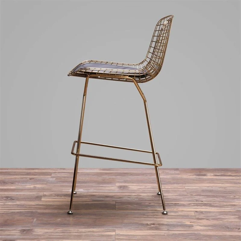 XNLIFE Creux Fil High Bar Chaise Simple Nordique Moderne en Fer forgé Creative Dossier en Cuir métal Grillage Haut Tabouret Style Industriel Hauteur d'assise 75 cm Chaise de Bureau (Color : Gold)