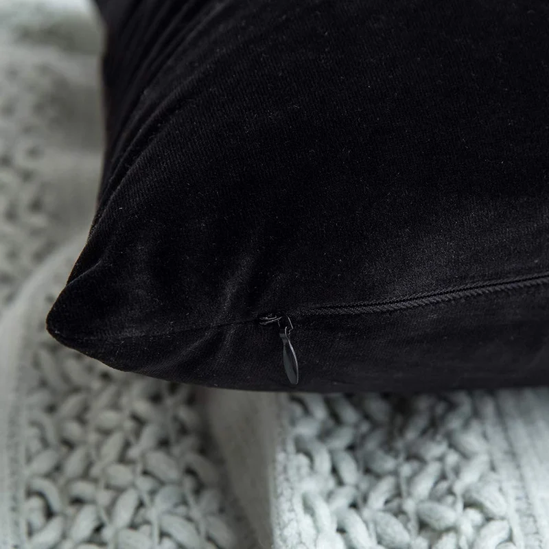 MIULEE 2 Housses de Coussin en Velours Décoratif Canapé Outgeek Home Decor Taie d'oreiller Super Doux Decoration Maison Salon Chambre pour Canapé Clic Clac 45 x45 cm 18"x18" Noir