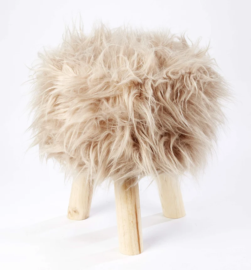 Alan Symonds Tabouret Rond en Mohair de Mongolie avec Pieds en Bois