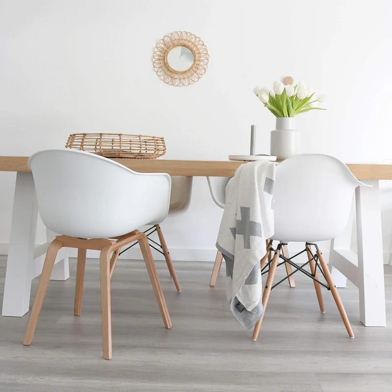 Damiware Romeo Lot de 2 chaises avec accoudoirs Tendance rétro - Salle a Manger Blanches (Blanc)