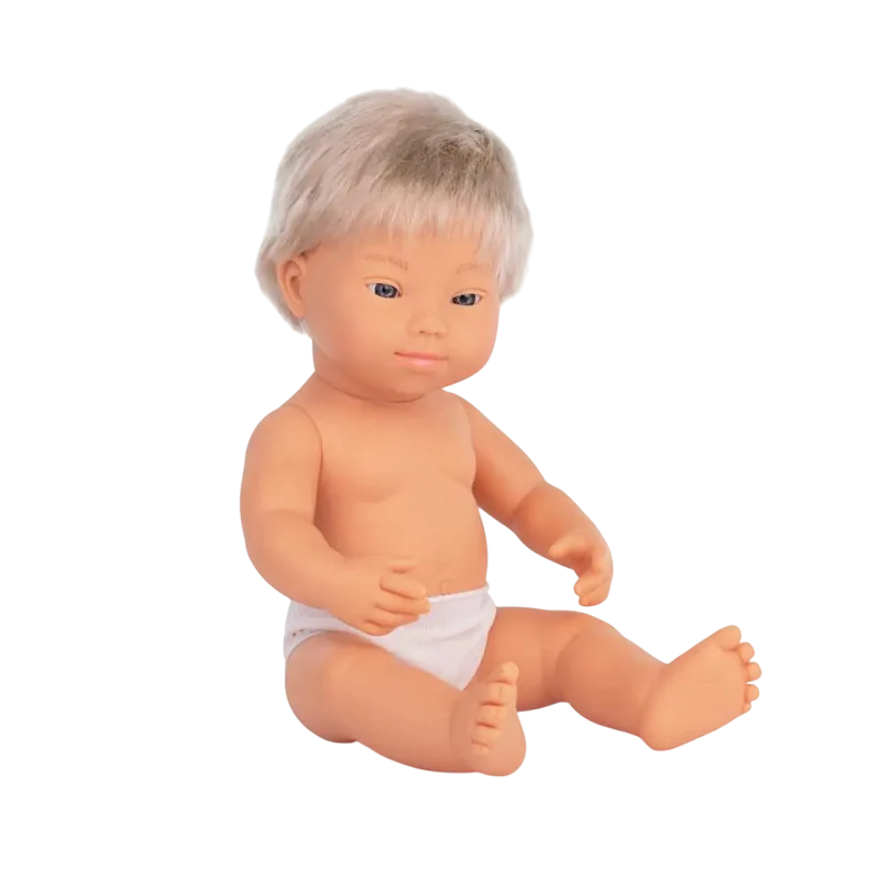 Gordis: Puppe Moritz mit Down Syndrom