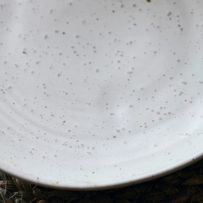 Pion Stoneware Cake Plate | White/Grey 16.5x2.5cm