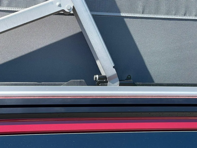 Verriegelung für das elektrohydraulische Aufstelldach vom California Ocean "Roof Lock"