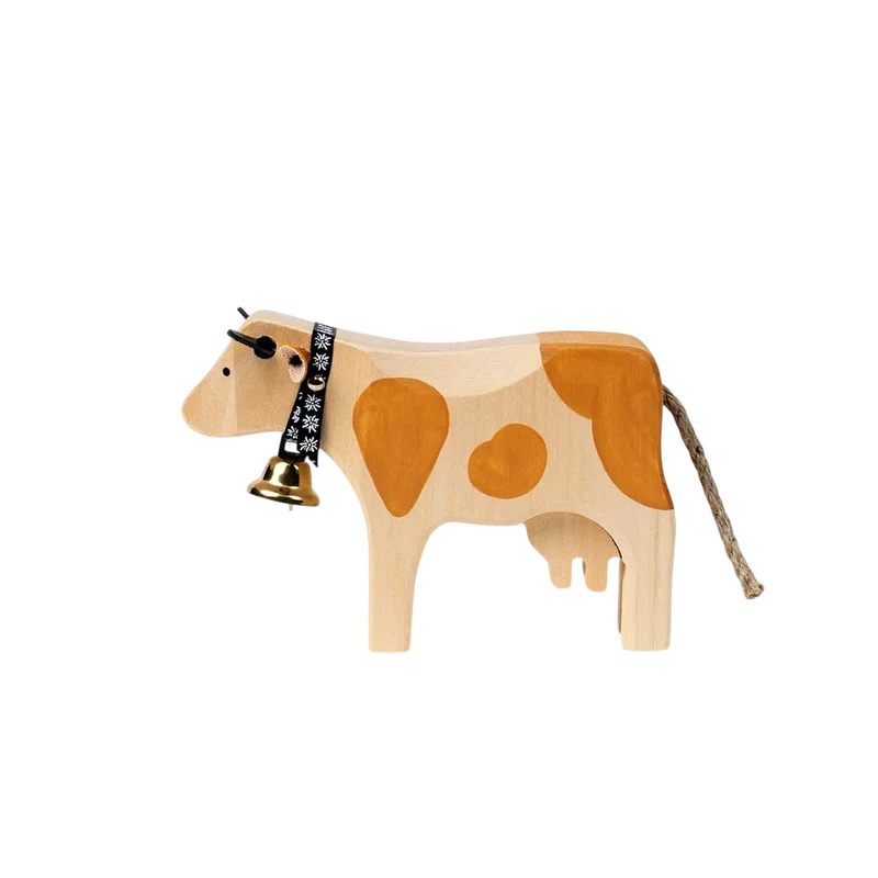 Trauffer Kuh 2 stehend Simmentaler