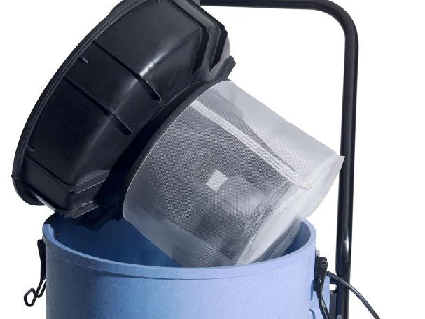 Aspirateur Numatic Eau & poussières CV900